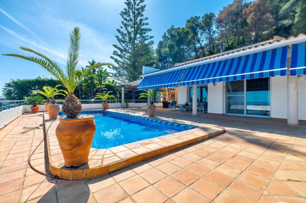 5 bed villa in Callosa de Ensarriá