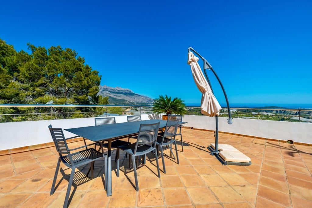 5 bed villa in Callosa de Ensarriá