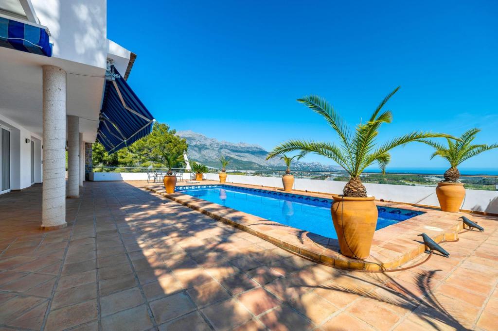 5 bed villa in Callosa de Ensarriá