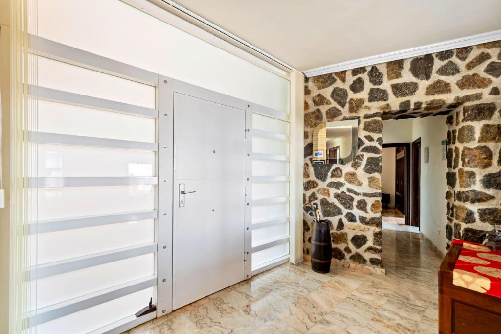 5 bed villa in Callosa de Ensarriá