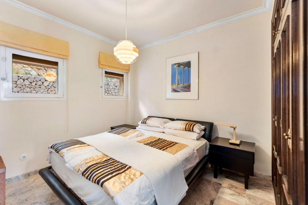 5 bed villa in Callosa de Ensarriá