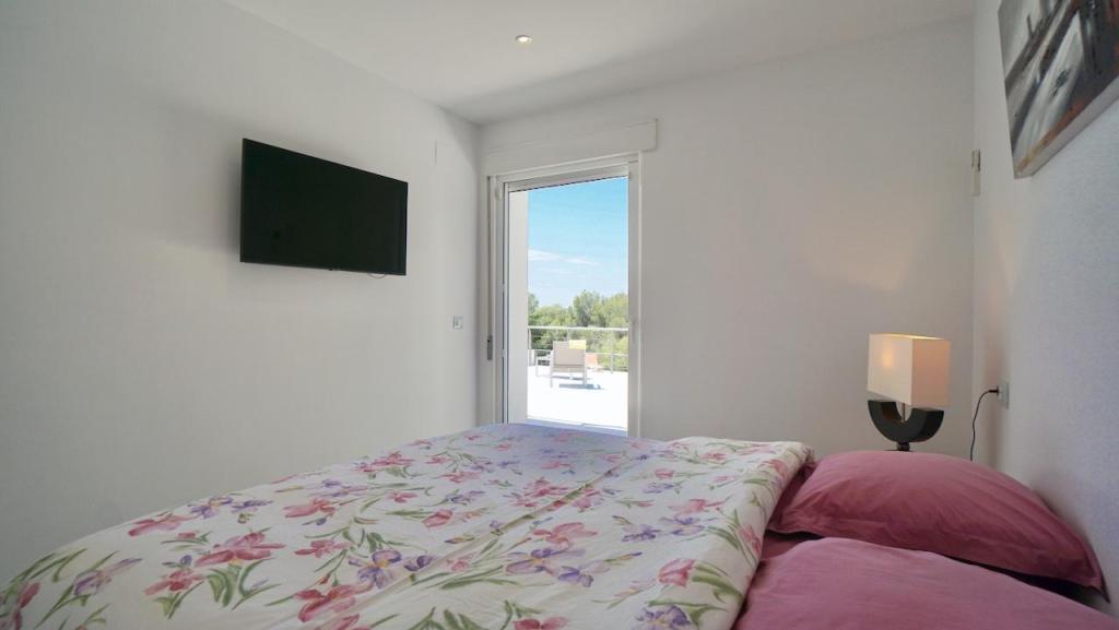 5 bed villas in Moraira