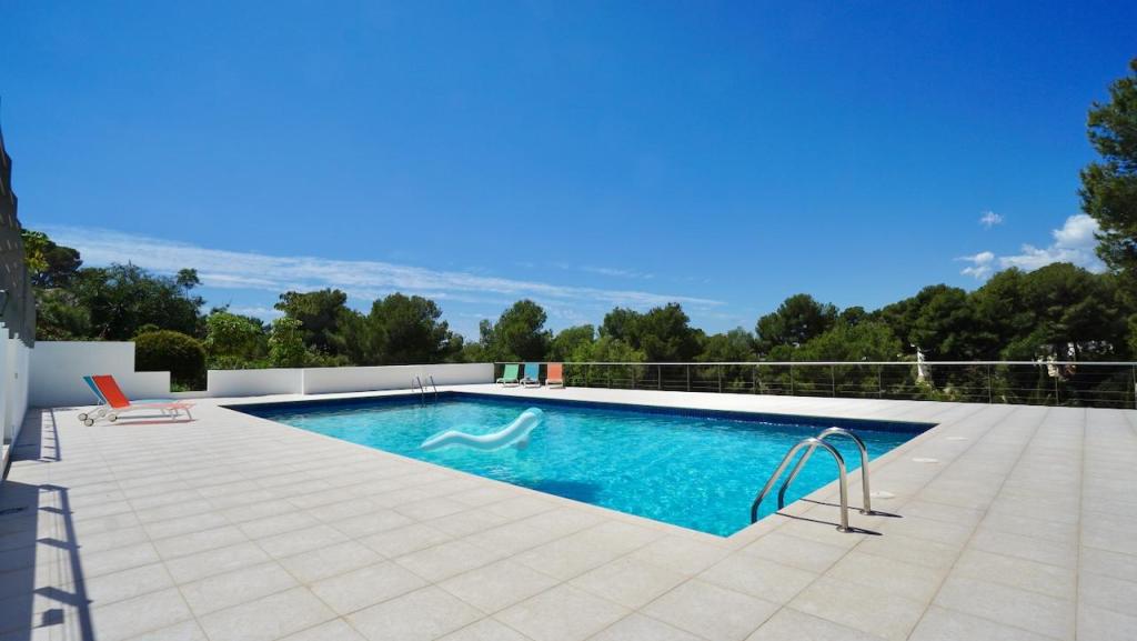 5 bed villas in Moraira