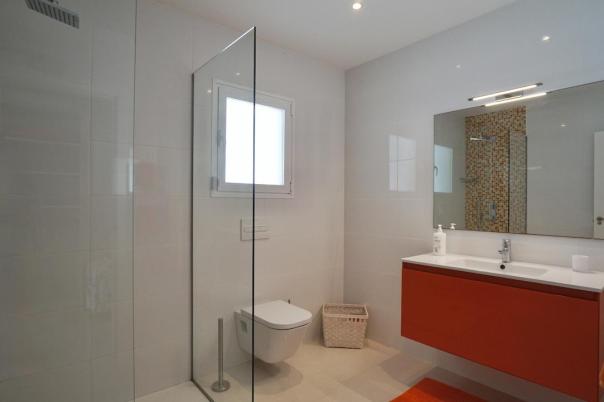 5 bed villas in Moraira
