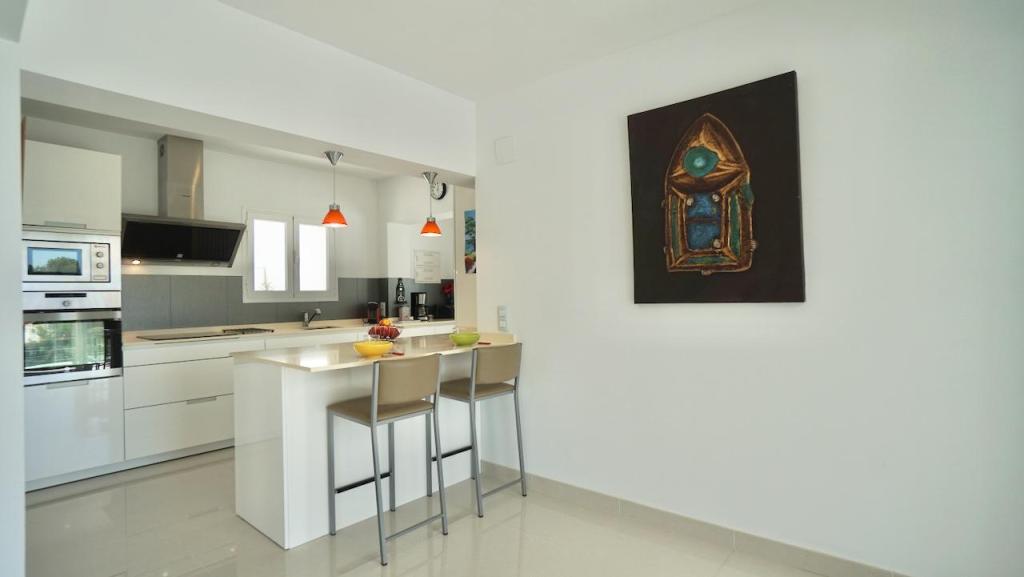 5 bed villas in Moraira