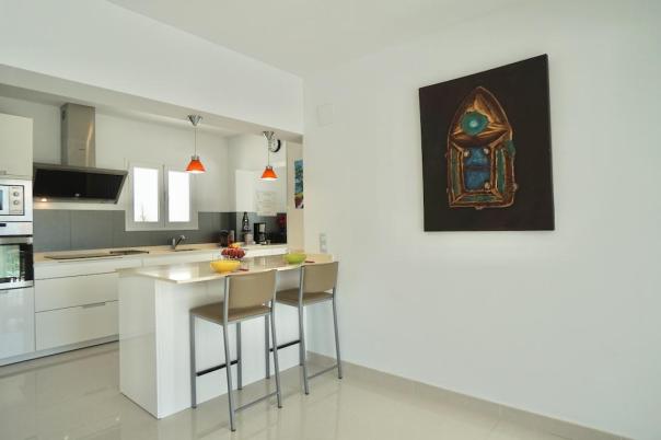 5 bed villas in Moraira