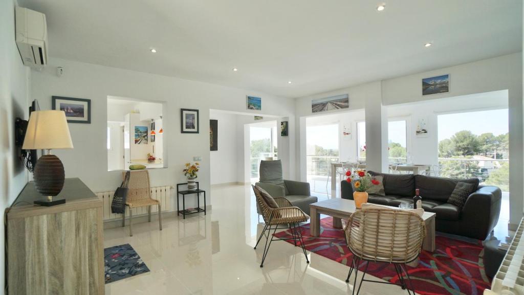 5 bed villas in Moraira