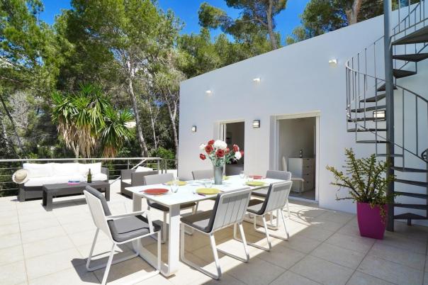 5 bed villas in Moraira
