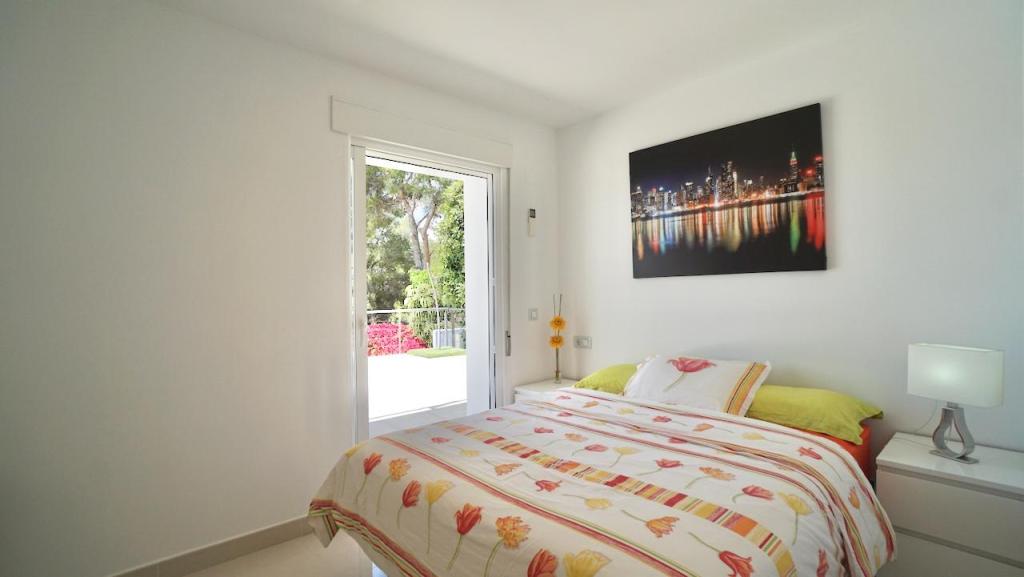 5 bed villas in Moraira