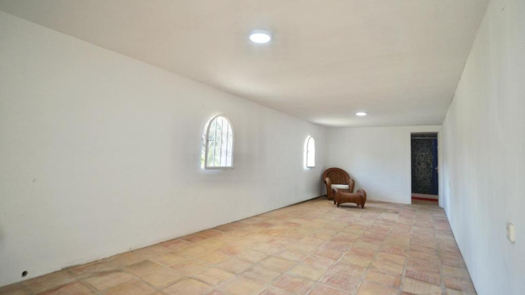 5 bed villas in Moraira