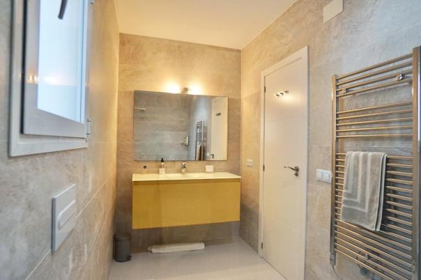 5 bed villas in Moraira