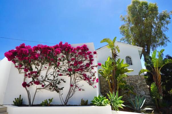 5 bed villas in Moraira