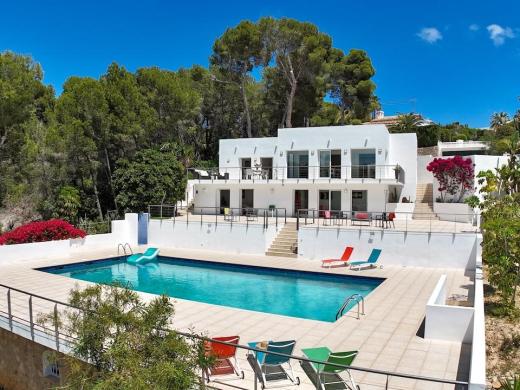 5 bed villas in Moraira