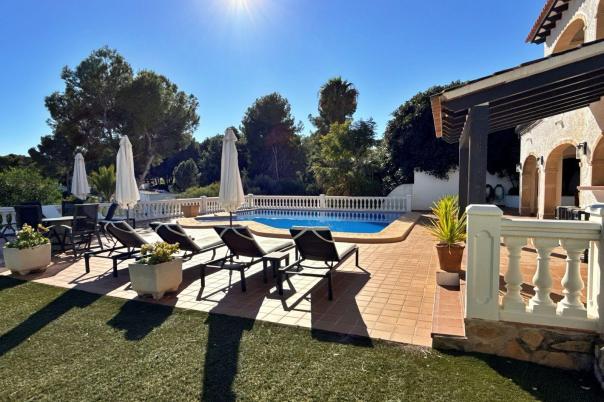 4 bed villa in Moraira