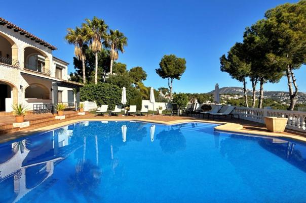 4 bed villa in Moraira