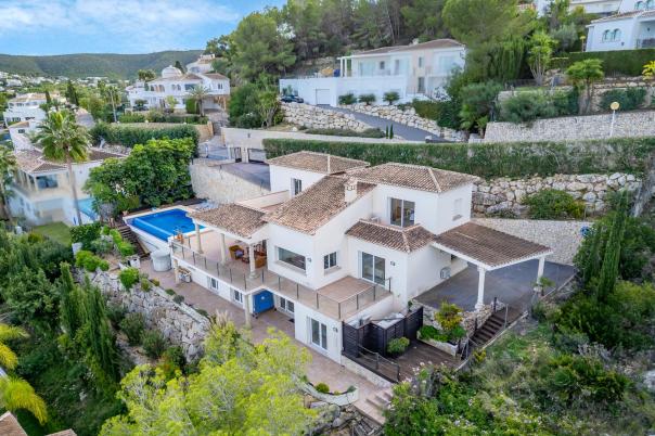 6 bed villa in Jávea