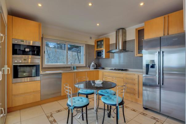 6 bed villa in Jávea