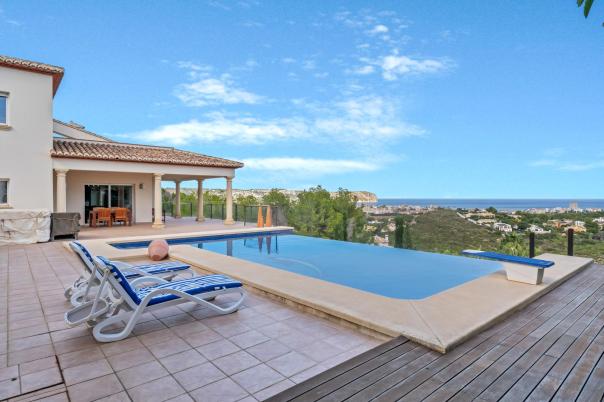 6 bed villa in Jávea