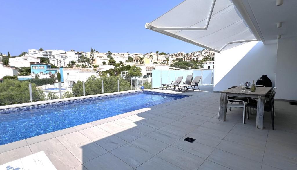 4 bed villa in Benitachell