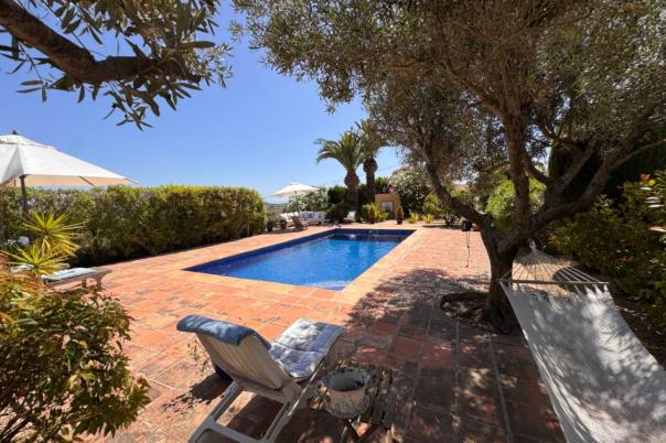 4 bed finca in Teulada
