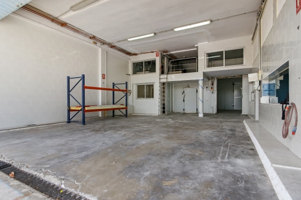 commercial premises in Calp