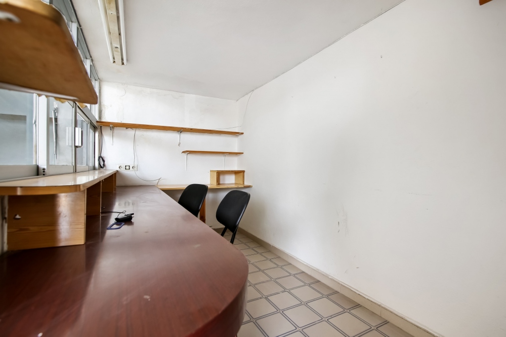 commercial premises in Calp