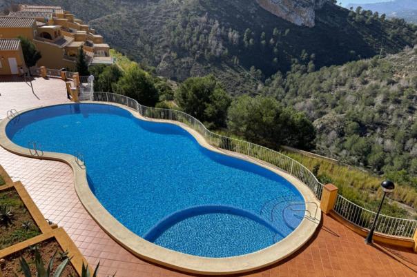 2 bed apartment in Benitachell