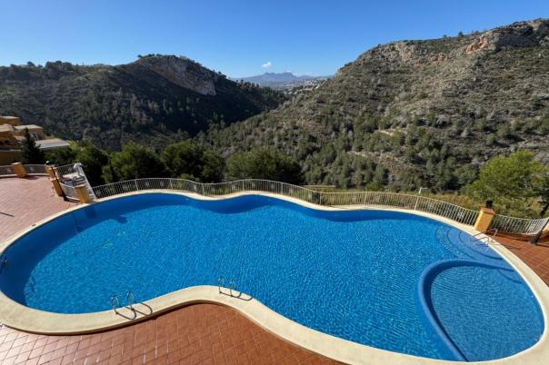 2 bed apartment in Benitachell