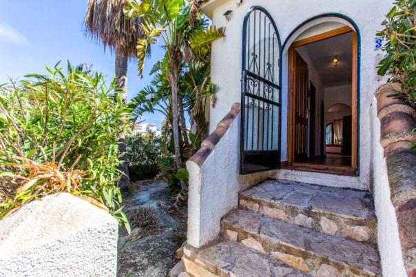 2 bed villa in Benitachell