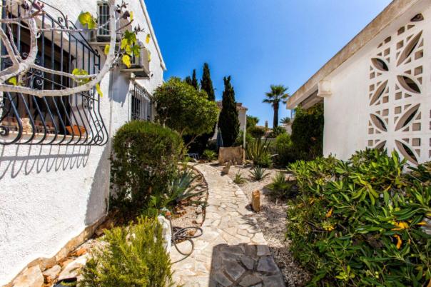2 bed villa in Benitachell