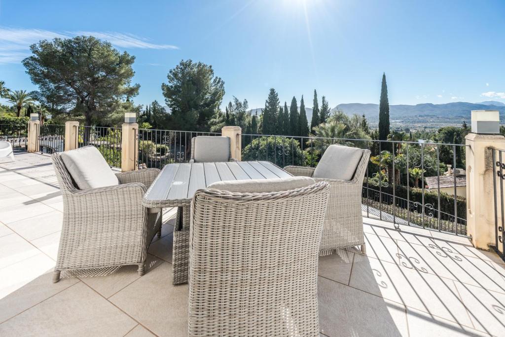 4 bed villa in Javea