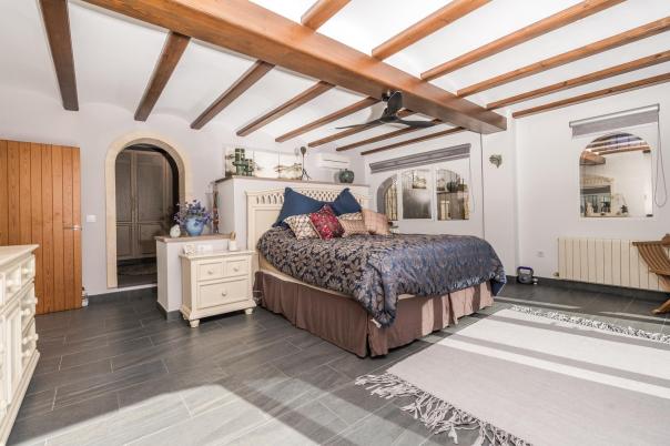 4 bed villa in Javea