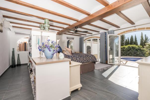 4 bed villa in Javea