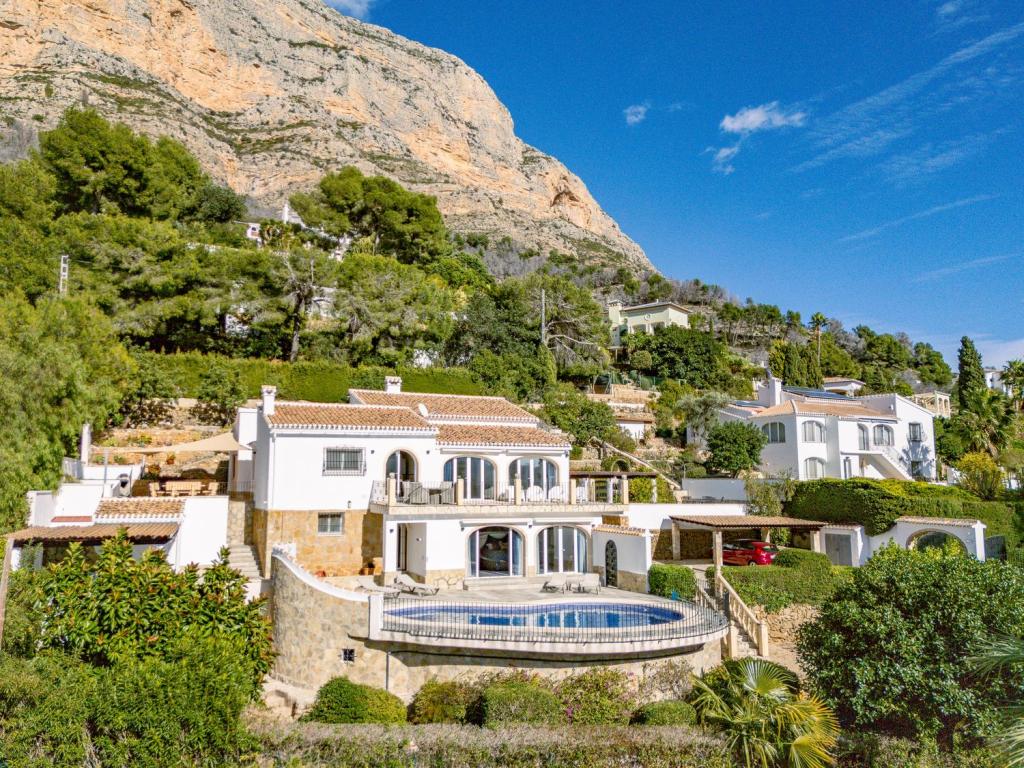 4 bed villa in Javea