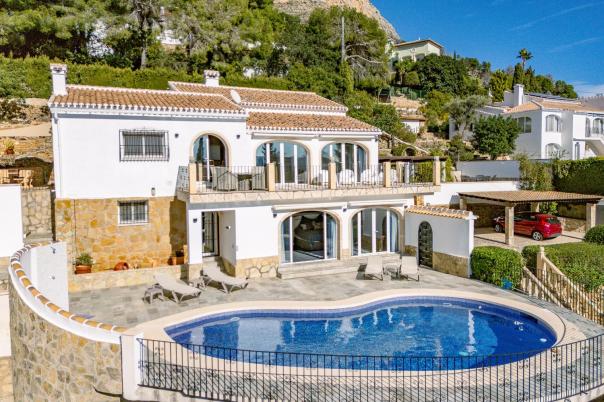 4 bed villa in Javea