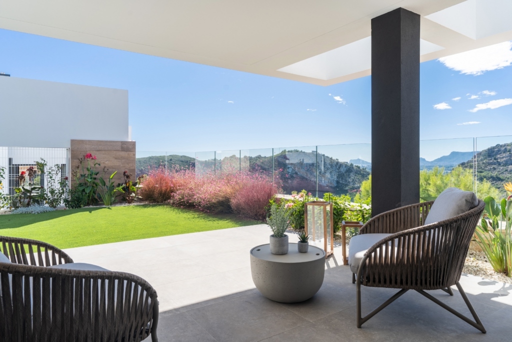 2 bed apartments - flats in Benitachell