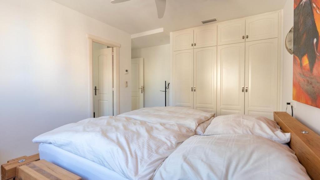 4 bed apartments - flats in Denia