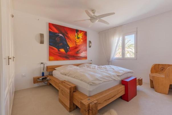 4 bed apartments - flats in Denia