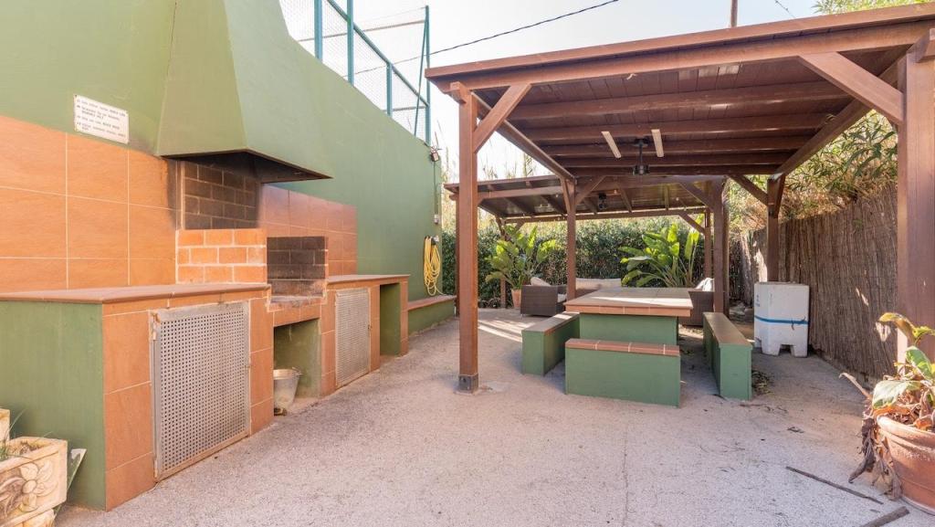 4 bed apartments - flats in Denia