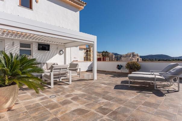 4 bed apartments - flats in Denia