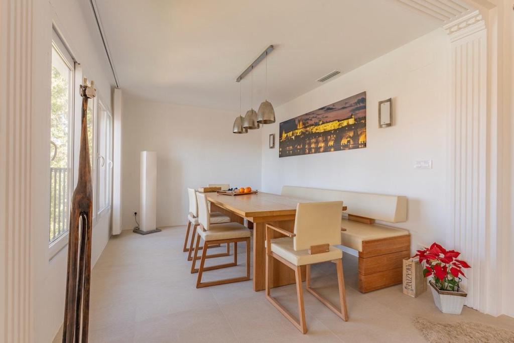 4 bed apartments - flats in Denia
