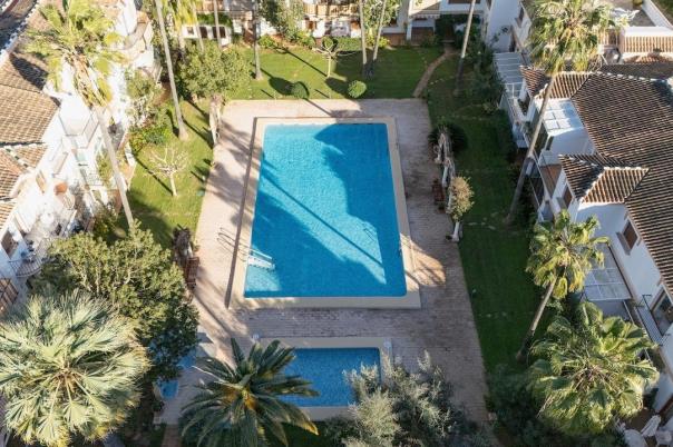 4 bed apartments - flats in Denia