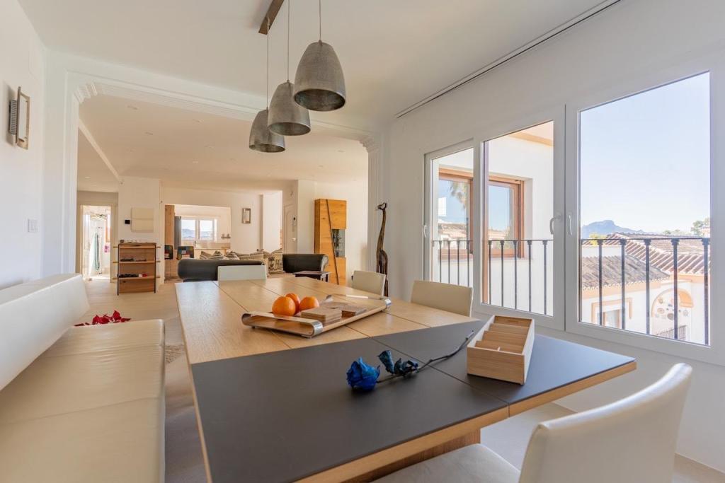4 bed apartments - flats in Denia