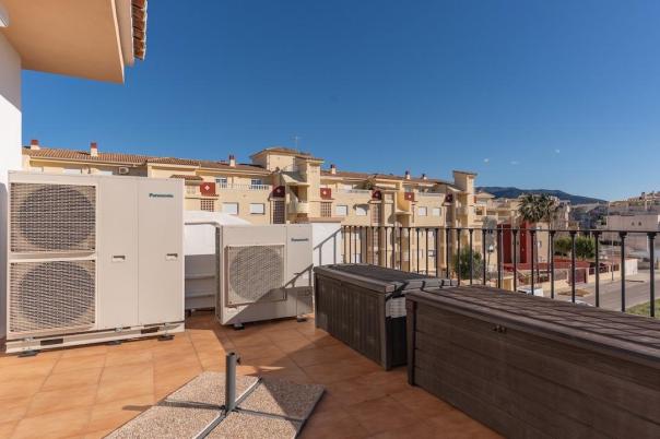 4 bed apartments - flats in Denia