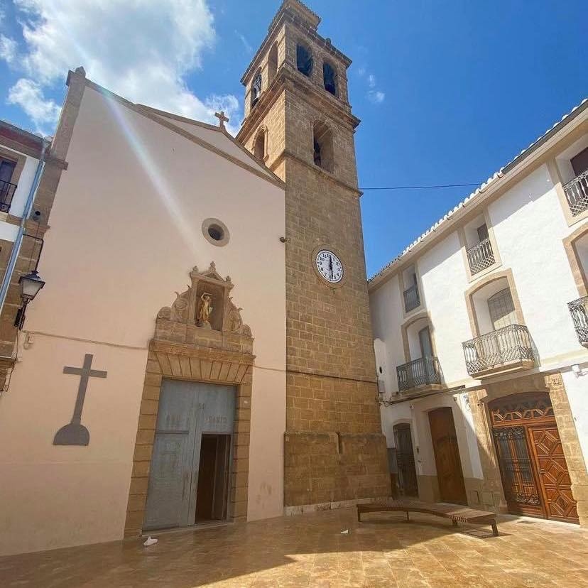 Places to Visit: Gata de Gorgos