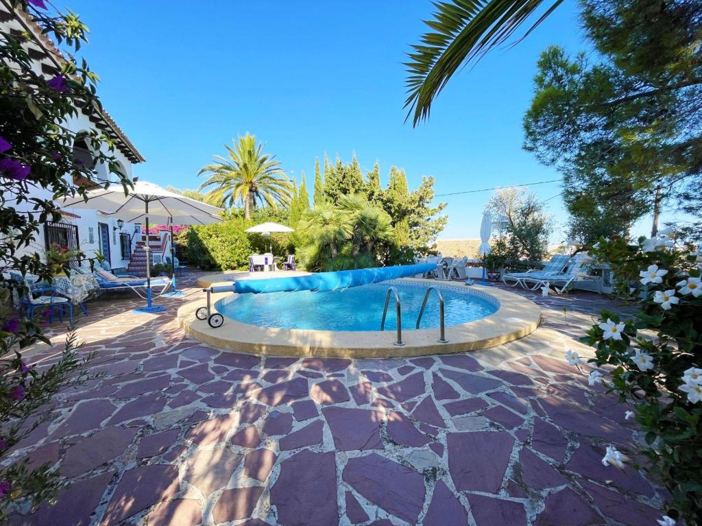 5 bed casa / chalet in Calpe