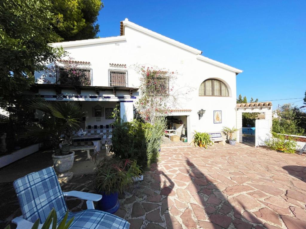 5 bed casa / chalet in Calpe