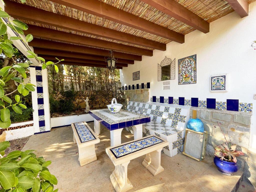 5 bed casa / chalet in Calpe