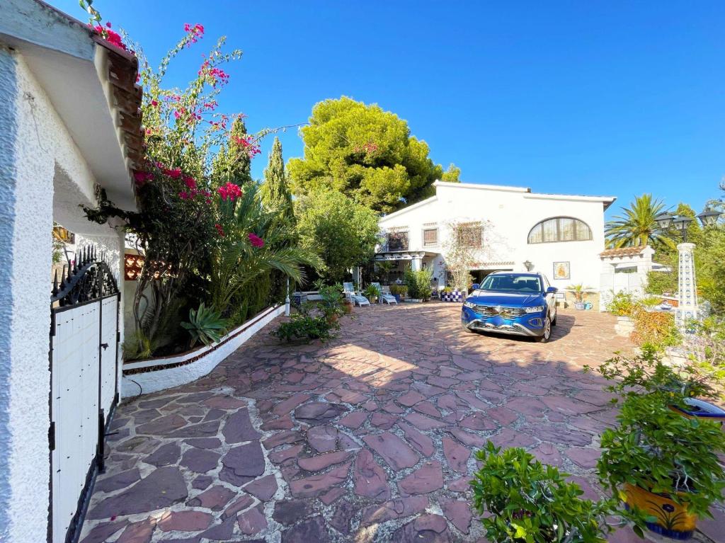 5 bed casa / chalet in Calpe