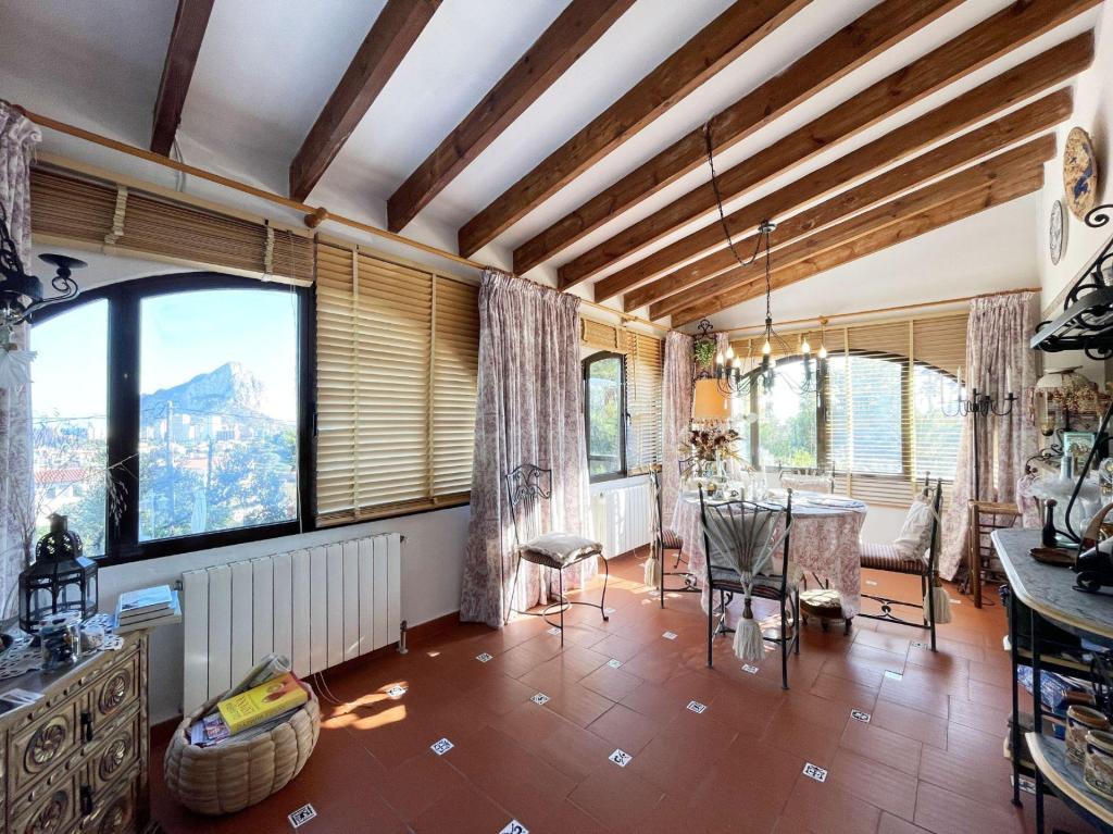 5 bed casa / chalet in Calpe